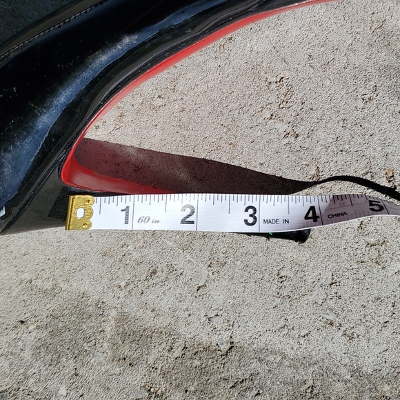 Christian Louboutin Paris Patent Leather High Heels Size 8 - Picture 15 of 16